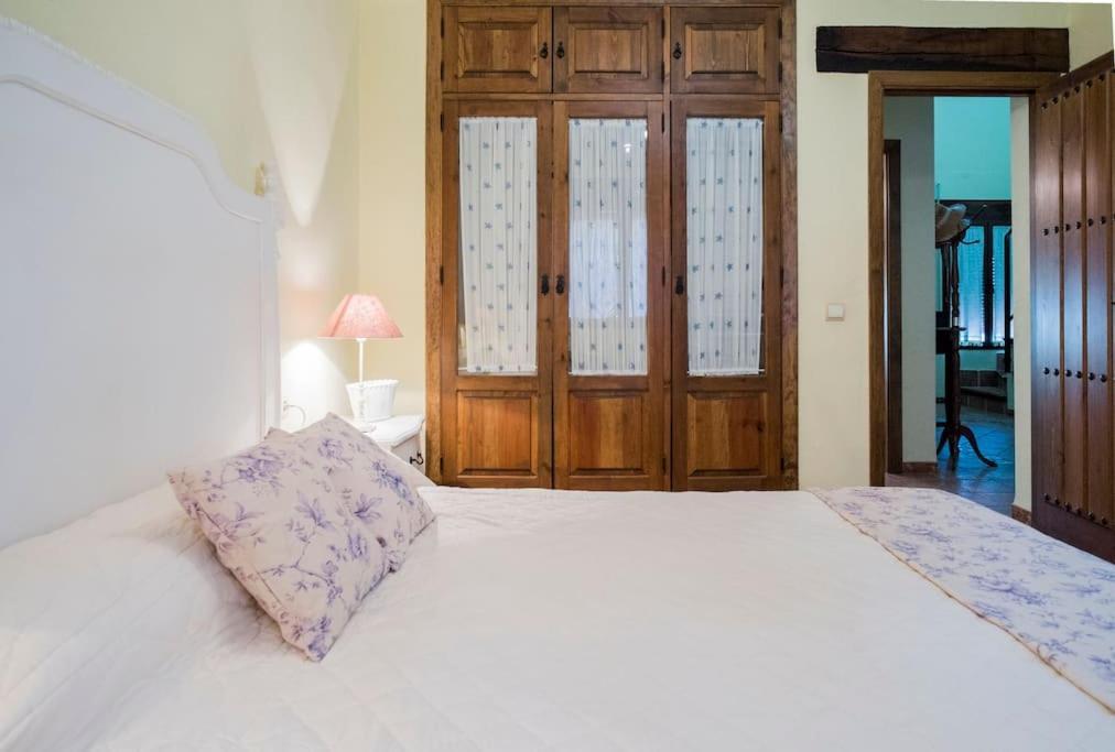 Villa El Pino: With Private Pool Sayalonga Zewnętrze zdjęcie